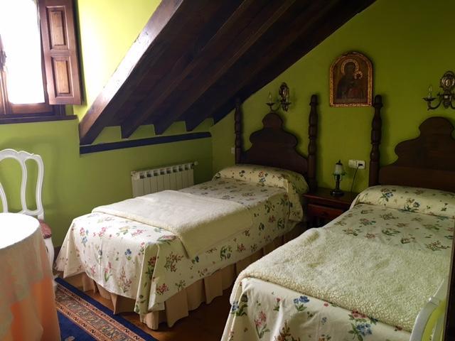 Posada La Casona De Ucieda מראה חיצוני תמונה